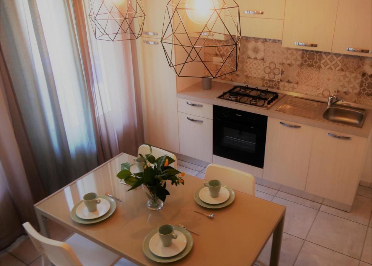 My Friend Umberto Hotel Barcellona-Pozzo di Gotto Ngoại thất bức ảnh